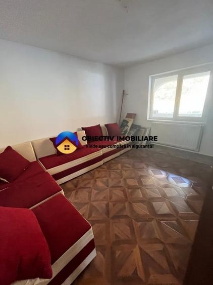 Casă cu 6 camere cu Teren 878 Mp în Tarcău