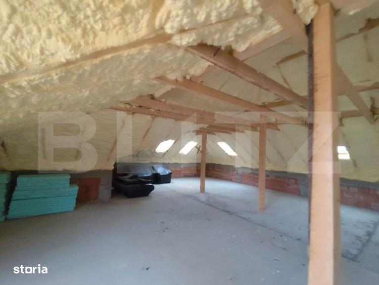 Casă cu 6 camere cu Teren 500 Mp în Butea