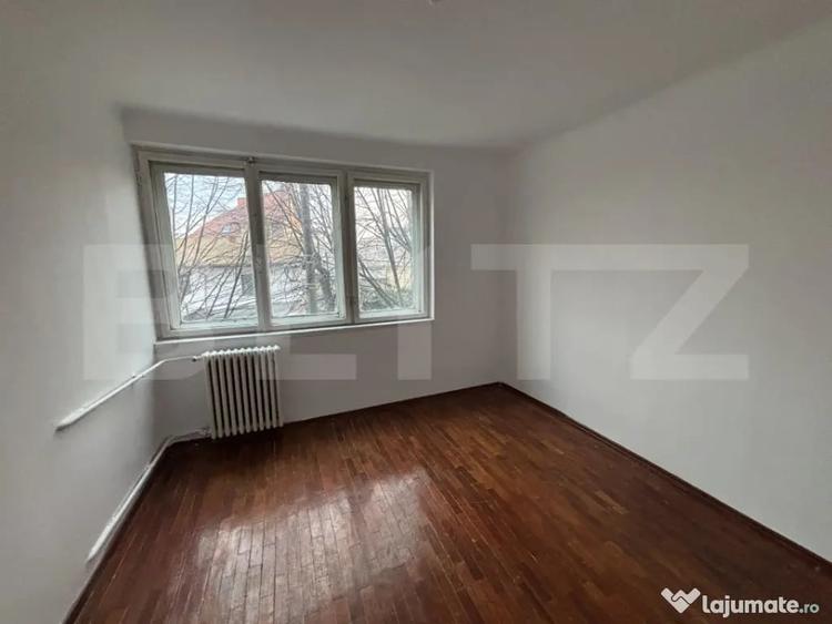 Apartament cu 2 camere semidecomandat în Ultracentral