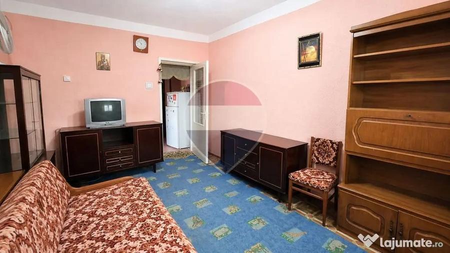 Apartament cu 2 camere nedecomandat în Central