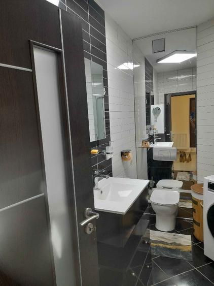 Apartament cu 2 camere semidecomandat în Giroc