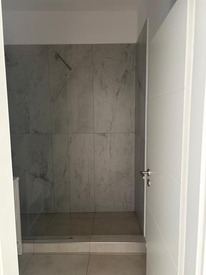 Apartament cu 2 camere semidecomandat în Florești