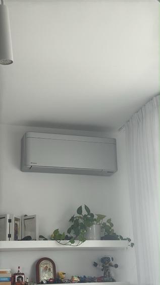 Apartament cu 4 camere decomandat, mobilat în Tei