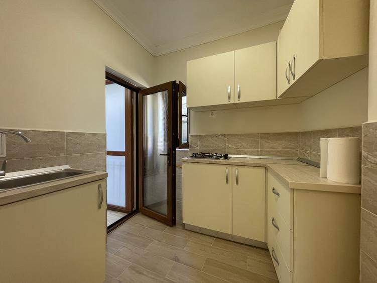Apartament cu 2 camere semidecomandat în Armeneasca