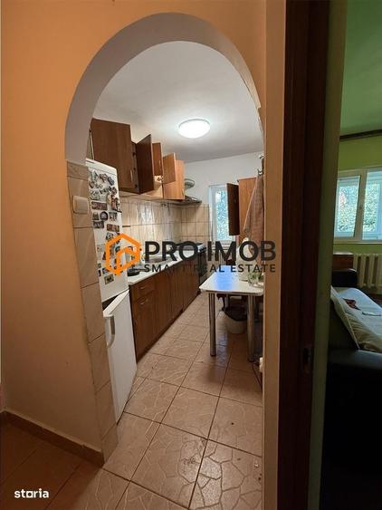 Apartament cu 2 camere semidecomandat în Micro 14