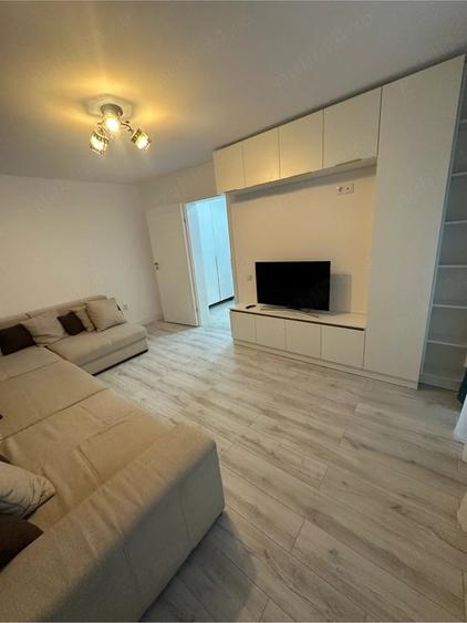 Apartament cu 2 camere decomandat în Zahana