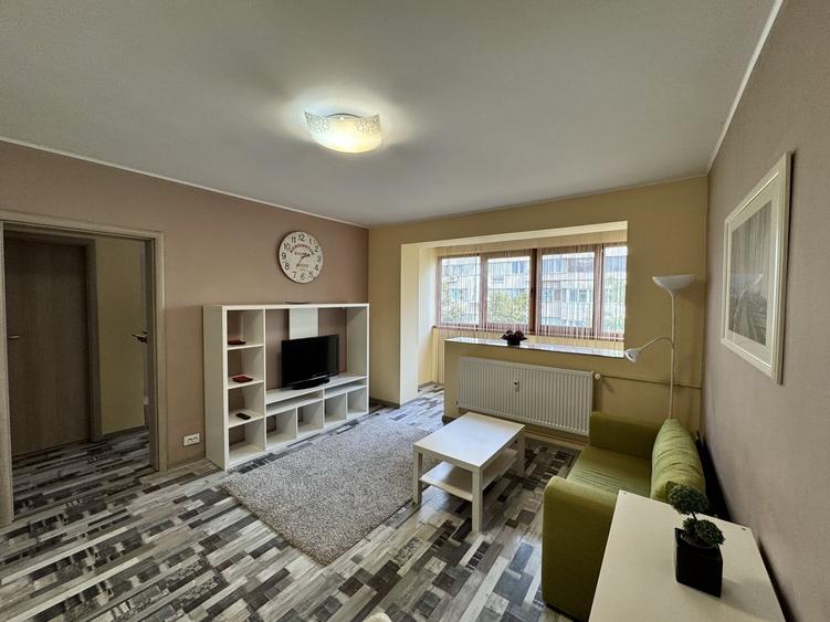 Apartament cu 2 camere semidecomandat, mobilat în Drumul Taberei