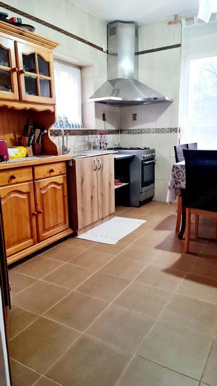 Casă cu 7 camere cu Teren 508 Mp în Nicolae Grigorescu