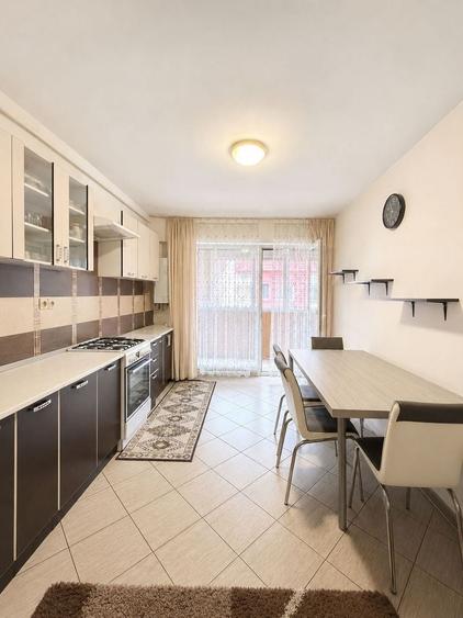 Apartament cu 3 camere semidecomandat în Apahida