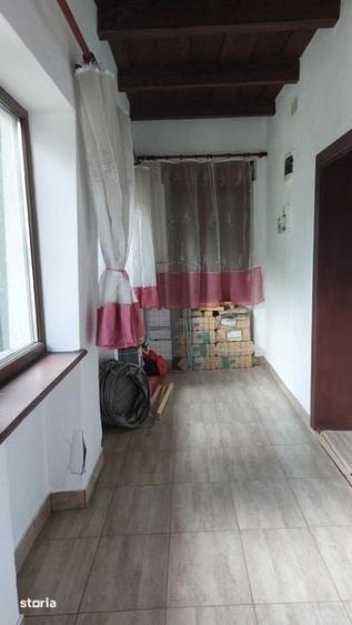 Casă cu 3 camere cu Teren 90 Mp în Ginta