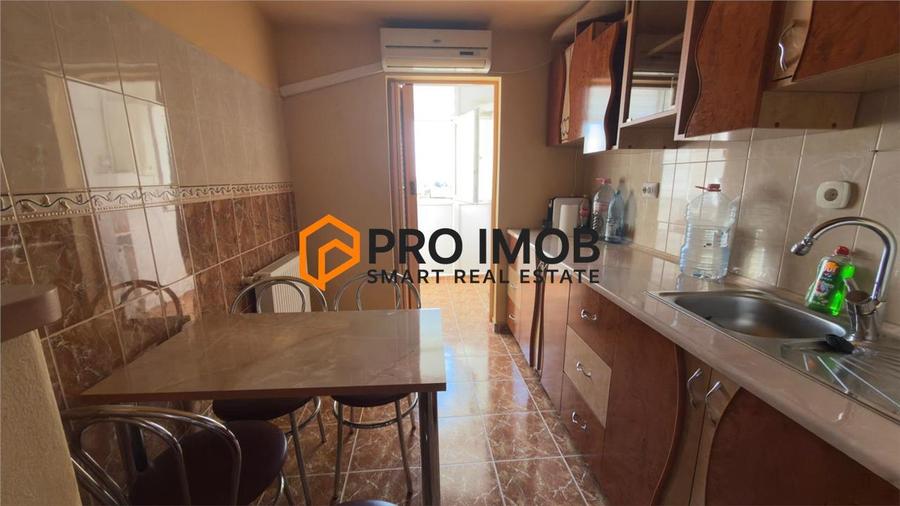 Apartament cu 2 camere decomandat, mobilat în Broșteni