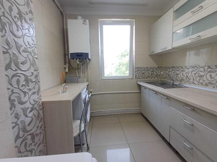 Apartament cu 3 camere decomandat în Tudor Vladimirescu