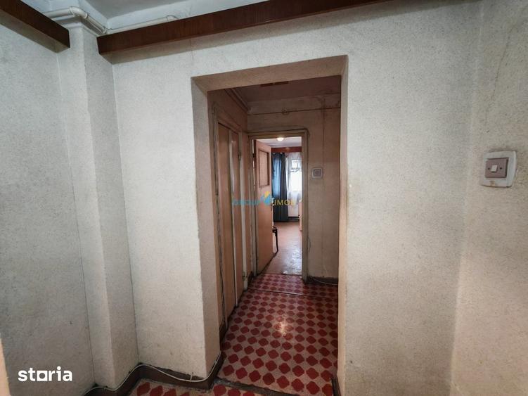 Apartament cu 2 camere decomandat în Cornișa