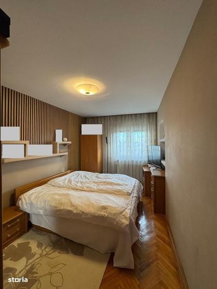 Apartament cu 4 camere în Traian