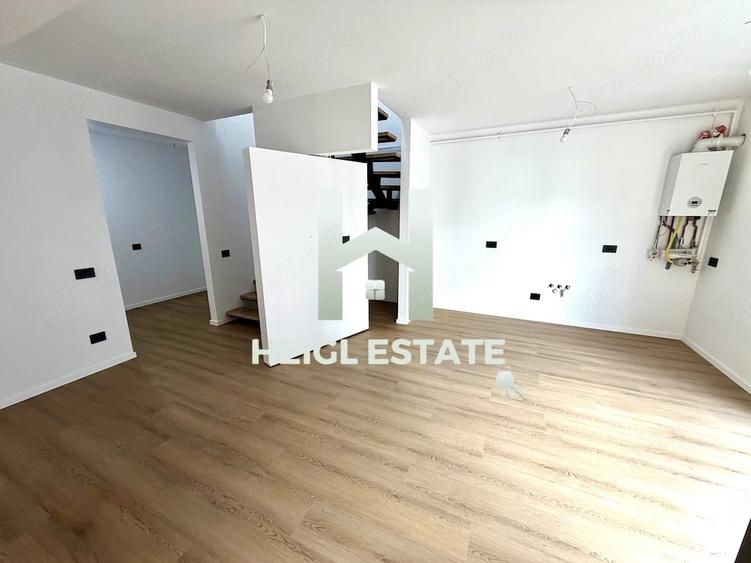 Apartament cu 4 camere decomandat în Giroc