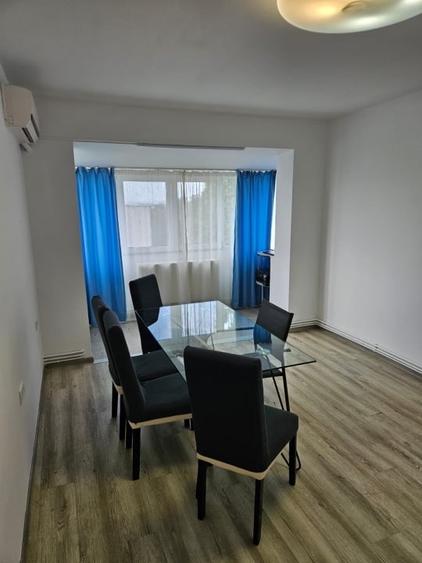 Apartament cu 3 camere decomandat, mobilat în Tomis II