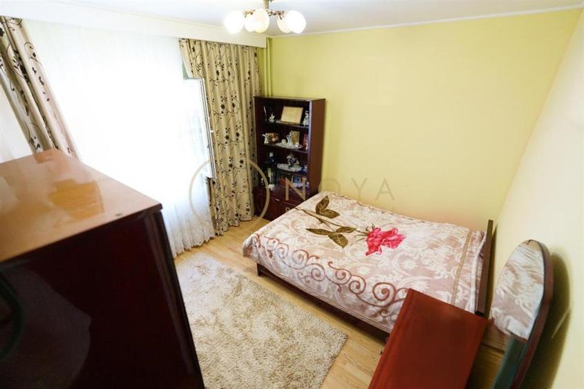 Apartament cu 4 camere decomandat în Crângași