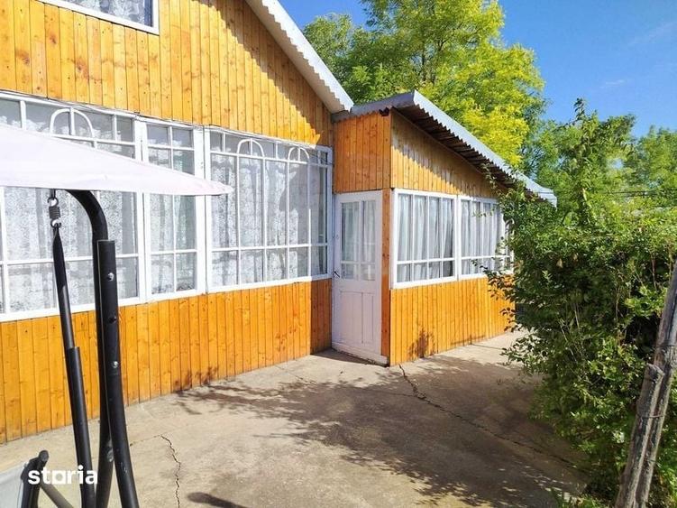 Casă cu 4 camere cu Teren 83 Mp în Hănești