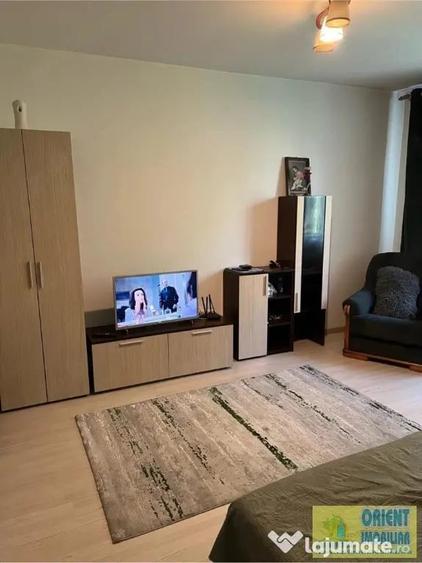 Apartament cu 2 camere semidecomandat în Gara