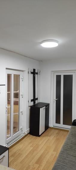 Casă cu 2 camere nedecomandat în Marghiloman