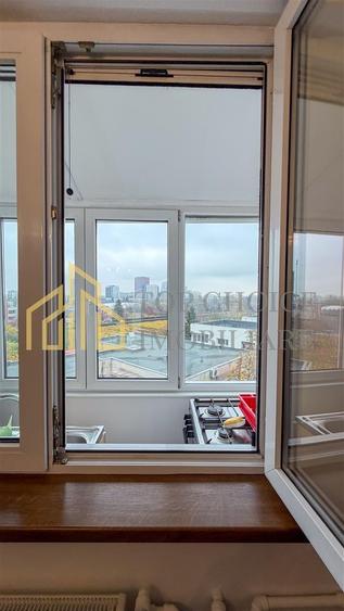 Apartament cu 2 camere semidecomandat, mobilat în 1 Mai