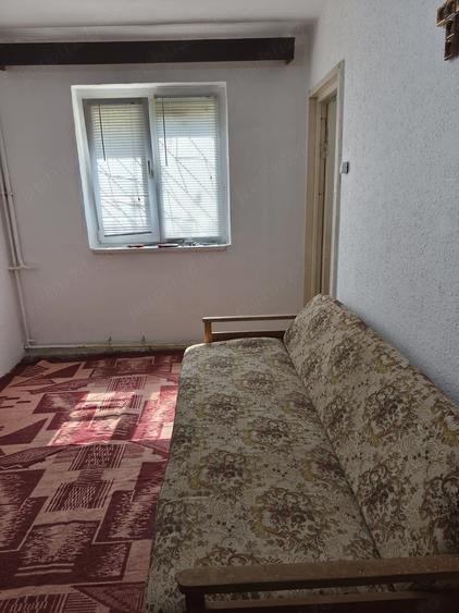 Apartament cu 2 camere nedecomandat în Central