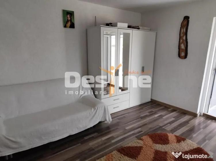 Casă cu 3 camere cu Teren 1364 Mp în Central