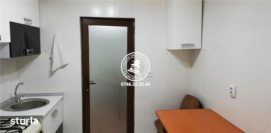 Apartament cu 3 camere decomandat în Păcurari