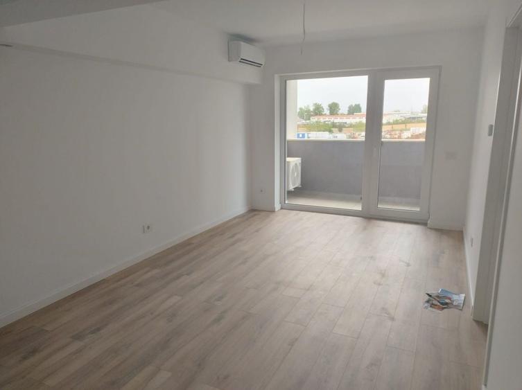Apartament cu 2 camere nedecomandat în Lotus