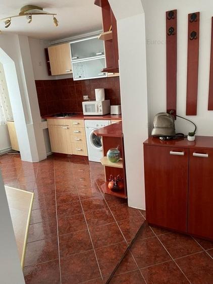Ap 2 camere zona Gării - Gen. Dragalina cu centrala termica 390 euro - 1