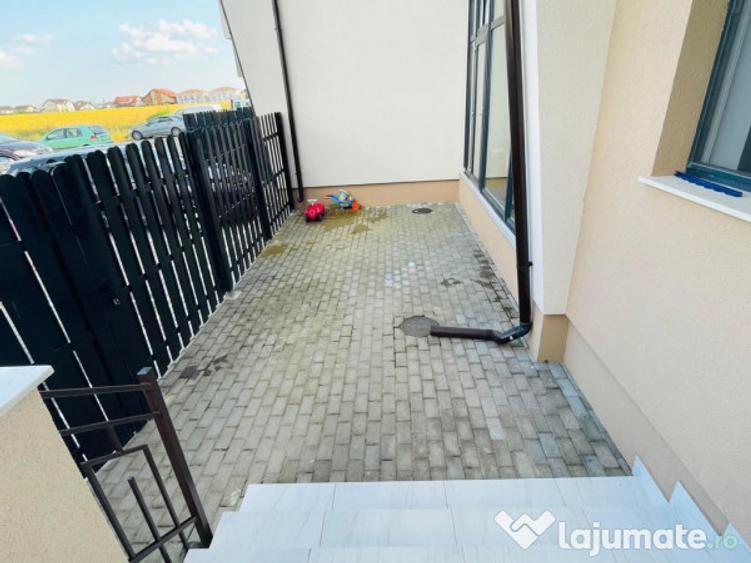 Apartament cu 2 camere decomandat în Dumbrăvița