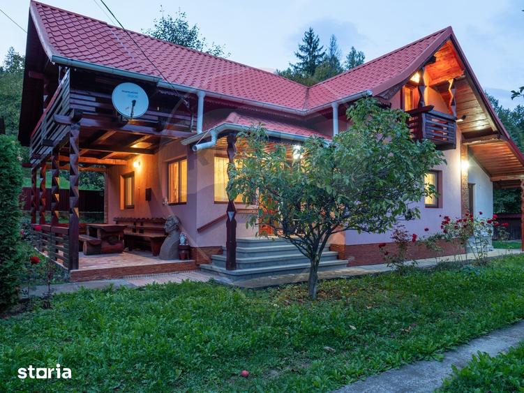 Casă cu 5 camere cu Teren 735 Mp în Volovăț