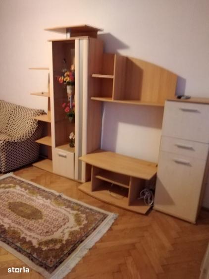 Apartament cu 2 camere decomandat în Micro 3