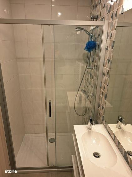 Apartament cu 3 camere decomandat în Găvana