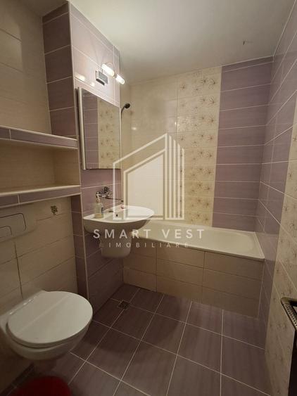 Apartament cu 4 camere decomandat în Micro 16