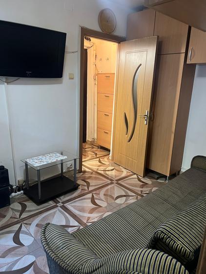Apartament cu 2 camere semidecomandat în Șagului
