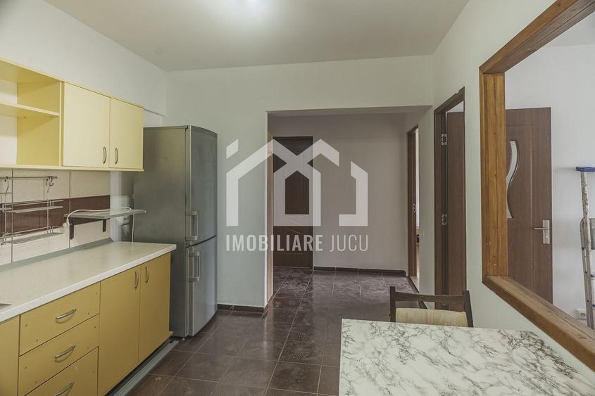Apartament cu 2 camere semidecomandat, mobilat în Jucu de Mijloc
