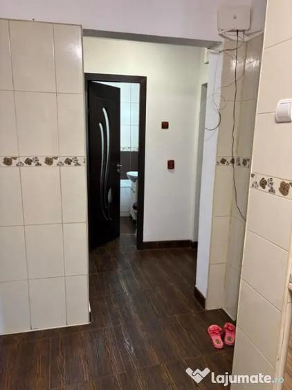 Apartament cu 2 camere decomandat în Vest