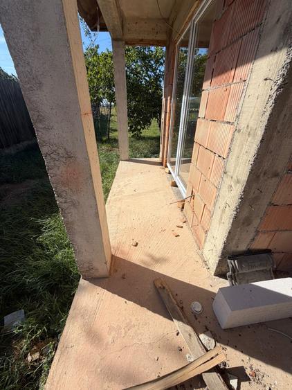 Casă individuală cu 3 camere cu Teren 325 Mp în Florești