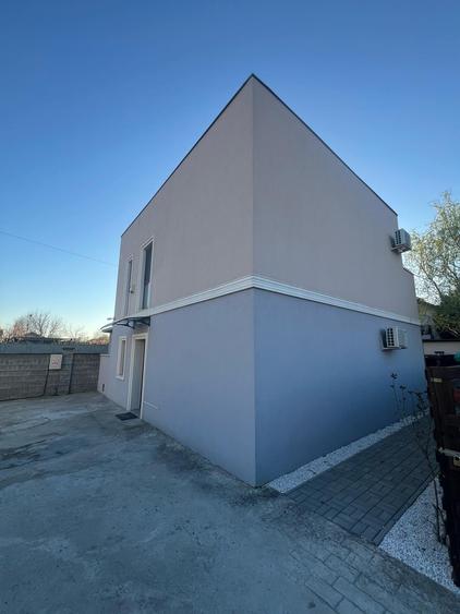 Casă individuală cu 3 camere cu Canalizare în Dumbrăvița