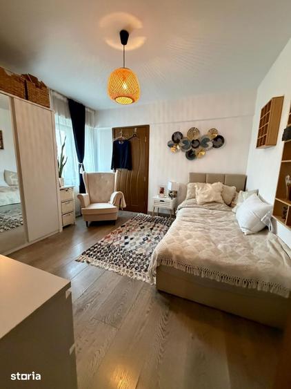 Vand Apartment 3 camere Bulevardul Uniri - 13