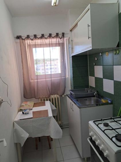Garsonieră decomandată în Găvana