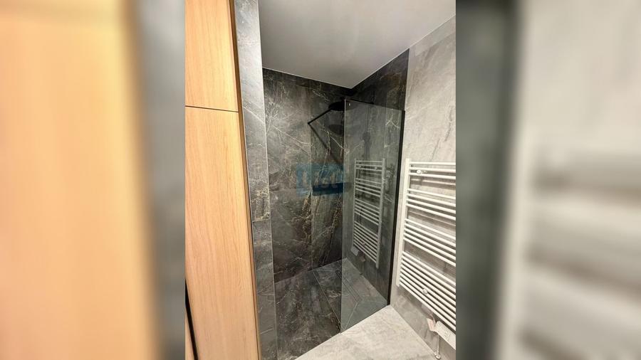 Apartament cu 2 camere semidecomandat în Mărăști