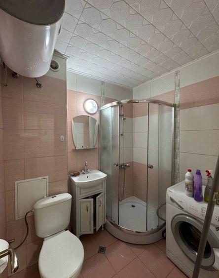 Apartament cu 3 camere decomandat în Militari