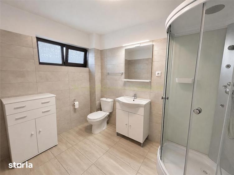 Casă cu 4 camere cu Canalizare în Sânpetru