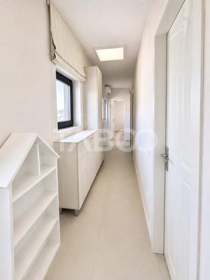 Apartament cu 3 camere decomandat, mobilat în Borhanci