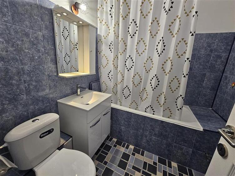Apartament cu 2 camere semidecomandat, mobilat în Berceni