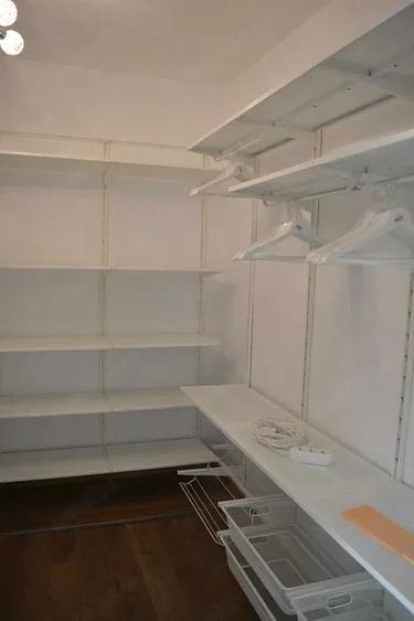 Apartament cu 3 camere decomandat în Fortuna