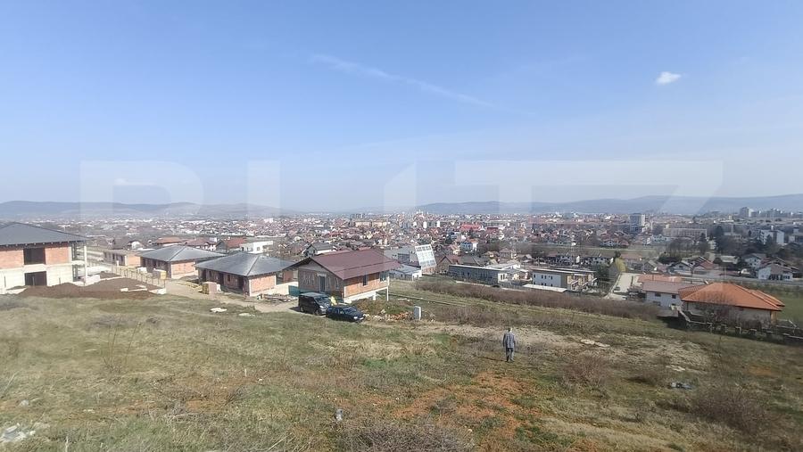 Teren Construcții intravilan de 932 mp, în Cetate