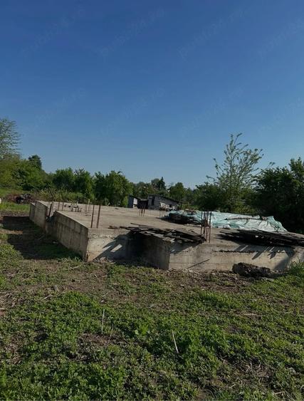 Teren de 1319 mp, în Cocorăștii Grind